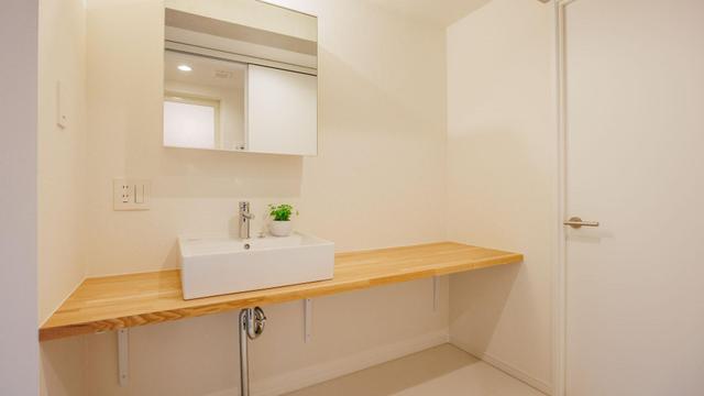 Gallery image 12