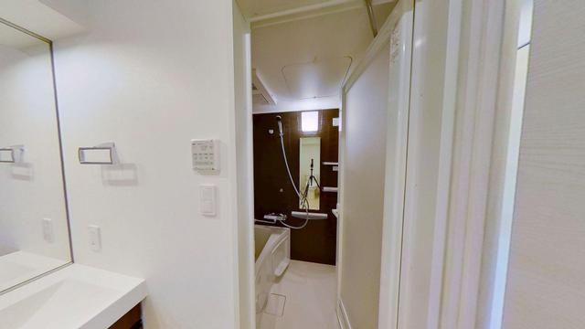 Gallery image 10