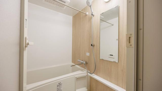 Gallery image 11