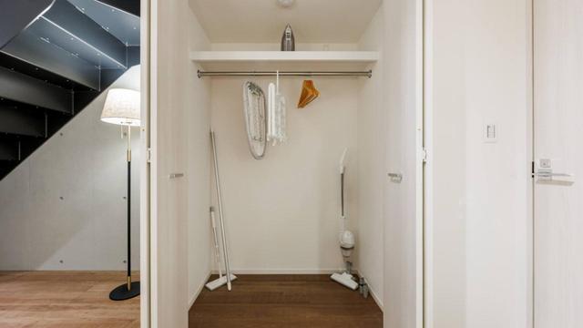Gallery image 8