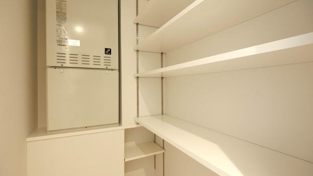 Gallery image 15