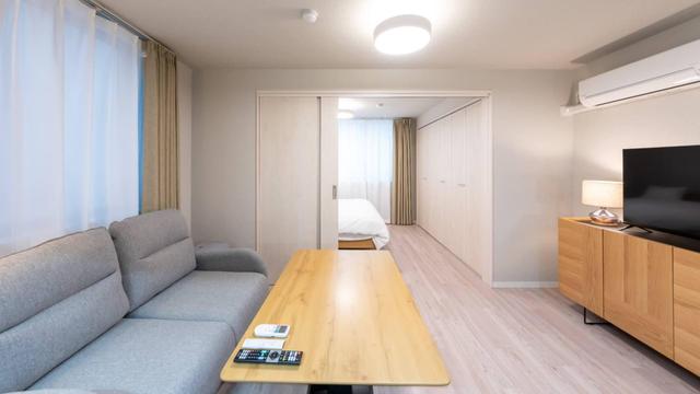Gallery image 2
