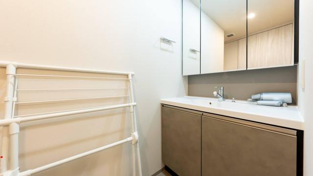 Gallery image 12