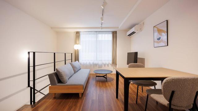 Gallery image 2