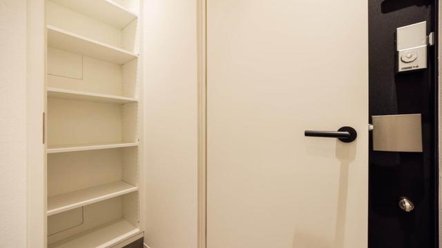 Gallery image 14