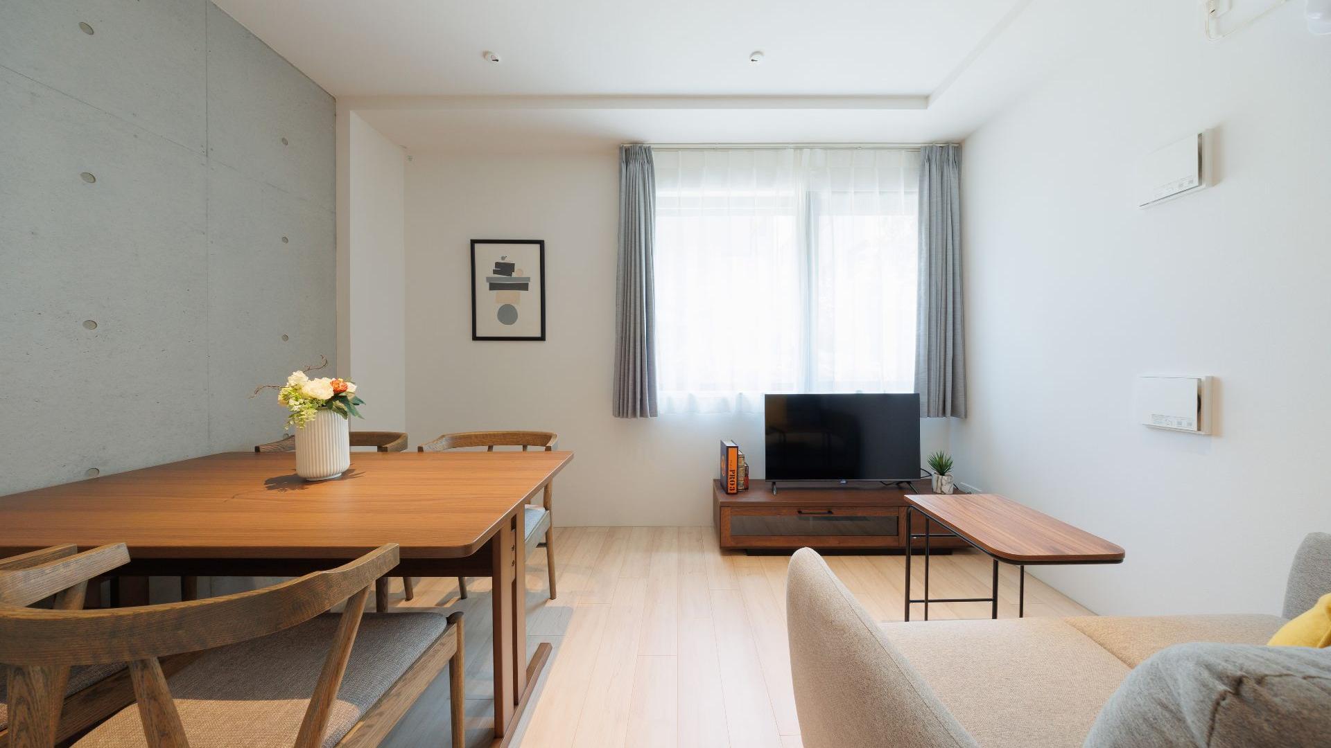 Room tour preview